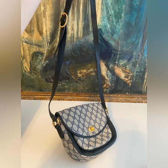 Vintage Gucci Saddlebag-style handbag, Navy & Beige - Picture 1 of 13